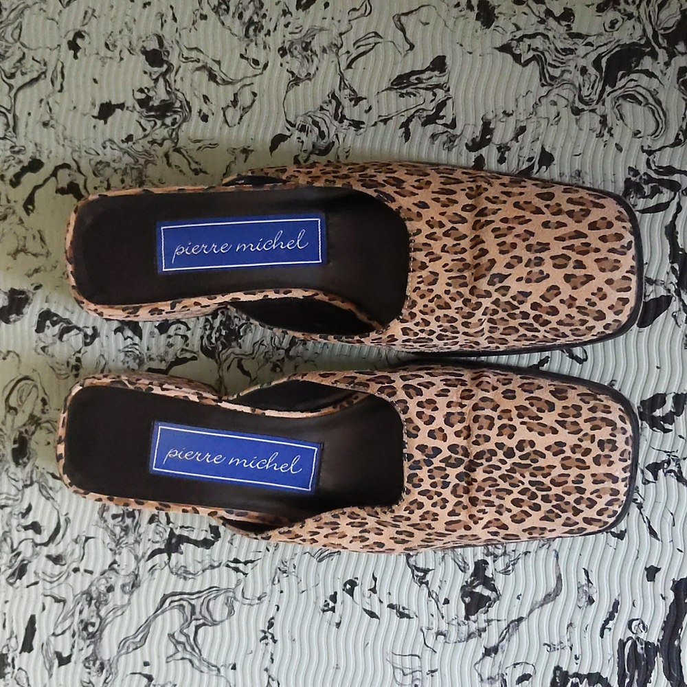 Vintage suede cheetah print mules - Picture 4 of 9